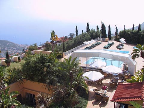 Quinta do Estreito Hotel in Câmara De Lobos