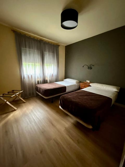 Apartamentos Turisticos Poblado Apartment hotel in Arinsal