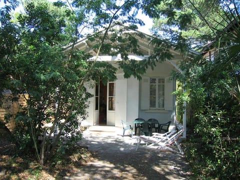 Patio, Facade/entrance, Garden