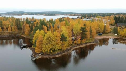 Neighbourhood, Natural landscape