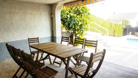 Balcony/Terrace, Seating area