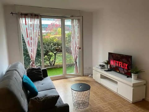 StayLib Paris Stade de France 2 min - Parking Apartamento in Saint-Denis, France