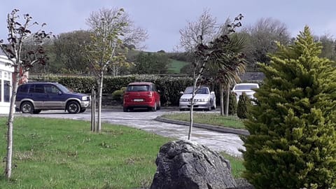 Day, Natural landscape, Parking