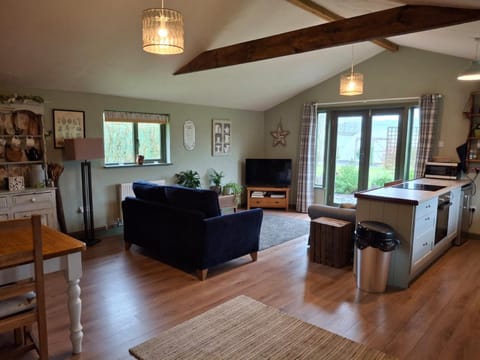 The Potting Shed And The Garden Shed Self Catering House in Wales