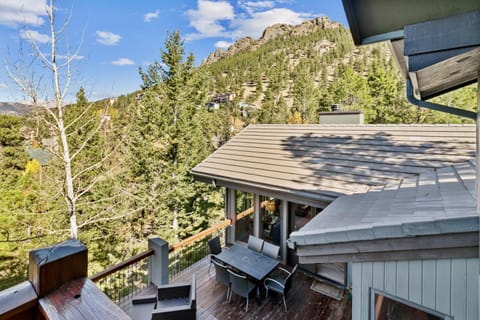 Terra Furma Home Maison in Rocky Mountain National Park