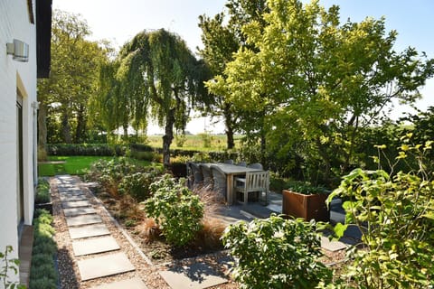 BBQ facilities, Garden, Garden, Balcony/Terrace