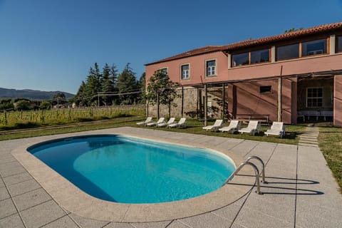 Property building, Spring, Day, Natural landscape, Garden, Garden view, Mountain view, Pool view, Swimming pool, sunbed