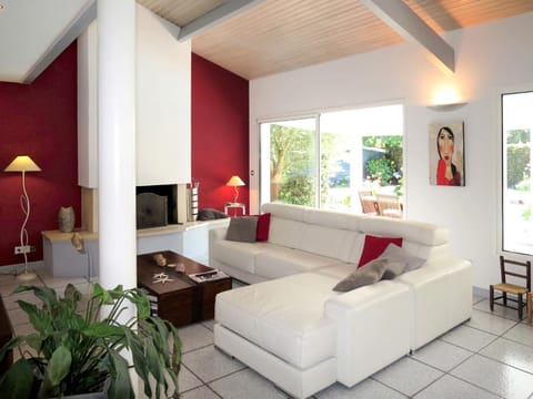 Holiday Home Villa Katy - ADS165 by Interhome House in Andernos-les-Bains