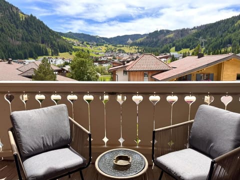 View (from property/room), Balcony/Terrace