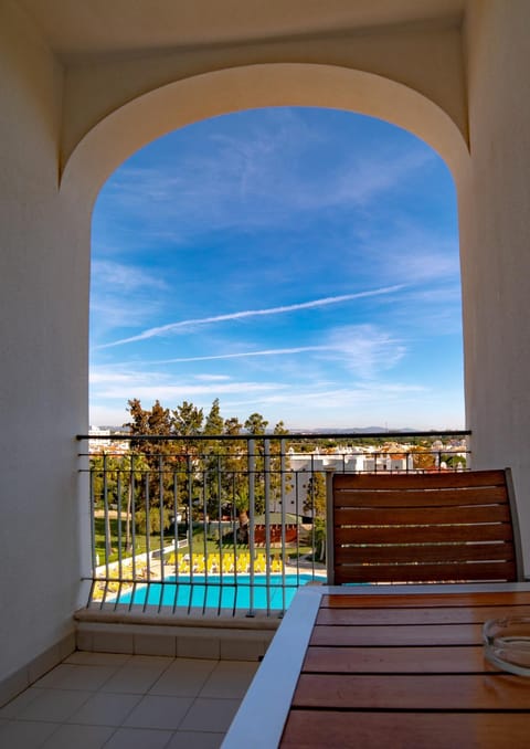 Balcony/Terrace, Garden view, Pool view