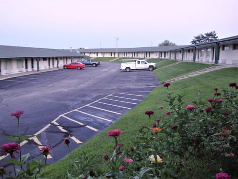 Plaza Inn Motel in Topeka