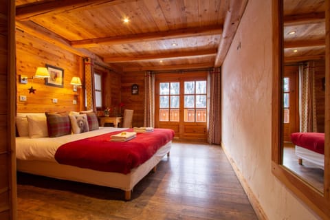 Chalet Panoramique by Chalet Chardons Pensão in Tignes