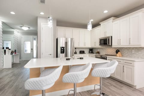Striking Home with Games & Outdoor Kitchen near Disney by Rentyl - 7742F Casa in Four Corners