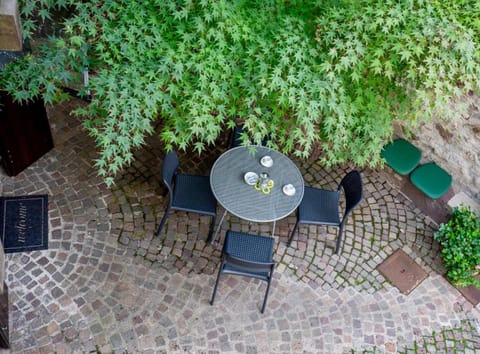 Patio, Garden