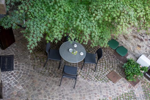 Patio, Garden view