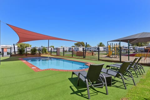 Discovery Parks - Adelaide Beachfront Hotel in Adelaide