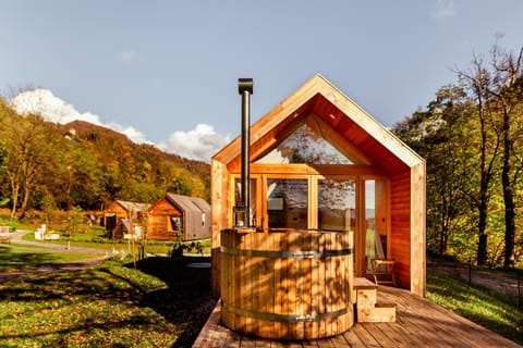 Property building, Hot Tub, Sauna