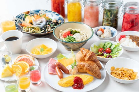 Dining area, Breakfast