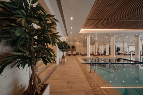 Spa and wellness centre/facilities, Pool view, Swimming pool