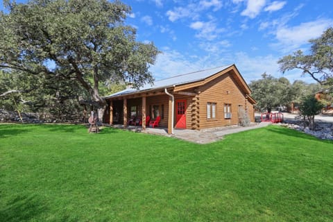 Wimberley Log Cabins Resort and Suites- Unit 3 Haus in Wimberley