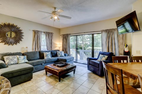 6 Ocean Breeze 3 BR Forest Beach Condo Maison in South Forest Beach