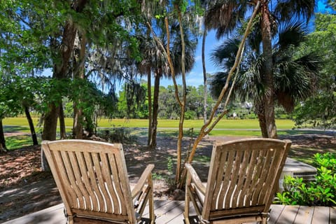 154 The Greens 3 BR Shipyard Condo House in Hilton Head Island