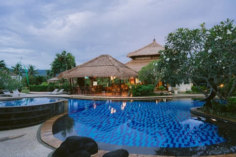Property building, Swimming pool