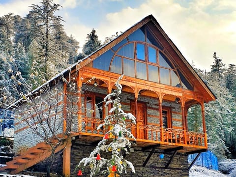 WoodVista Cottages Chalet in Himachal Pradesh