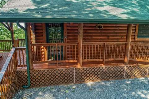 360 Padgett Mill Rd Cabin Casa in Cosby