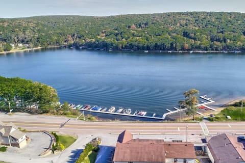 Jeffrey Lane Condos Apartment in Deep Creek Lake