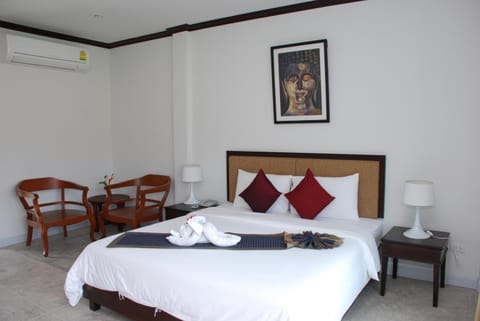 Phukamala Suite Bed and Breakfast in Kamala