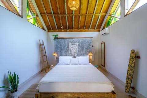 Seaside Tribe - Boutique Surf Stay & Retreat Bed and Breakfast in Kediri