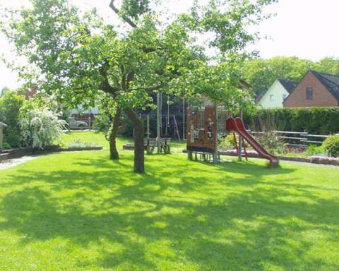 Day, Children play ground