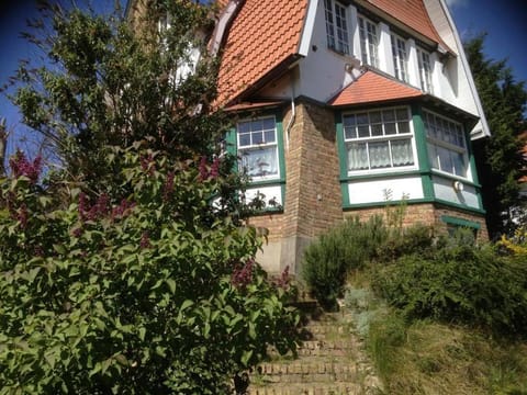 Villa Henri-Louise Chalet in Koksijde