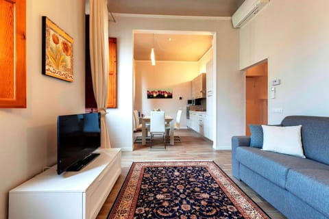 Lilium elegant apartment Condominio in Florence
