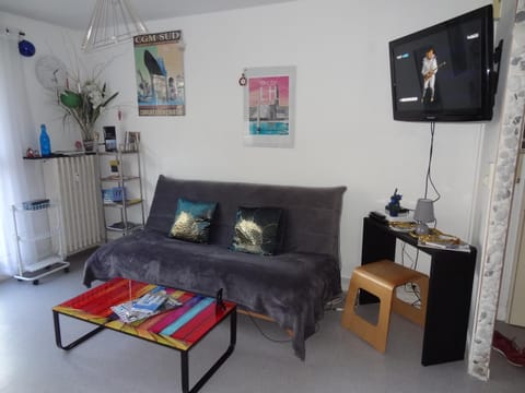 Le Perret Condo in Le Havre