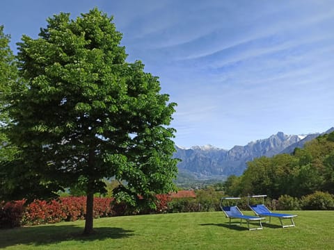 Casa il Tiglio affacciata sul lago di Como House in Colico