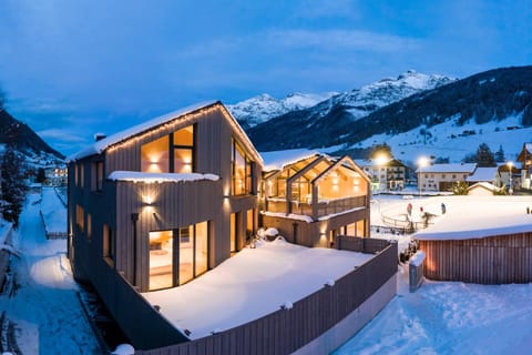 Ferienhaus zum Stubaier Gletscher - Dorf Haus in Neustift im Stubaital