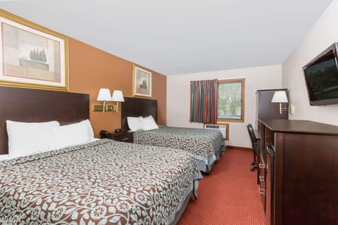 Days Inn & Suites by Wyndham Des Moines Airport Hotel in Des Moines