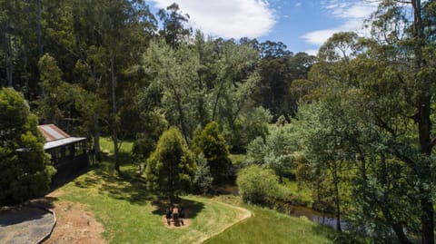 Toorongo River Chalets Nature lodge in Noojee