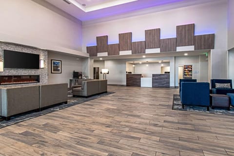 Comfort Suites Grove City - Columbus South Hotel in Grove City