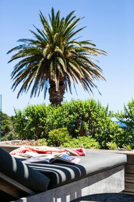 Waters Edge 101 Apartment in Camps Bay