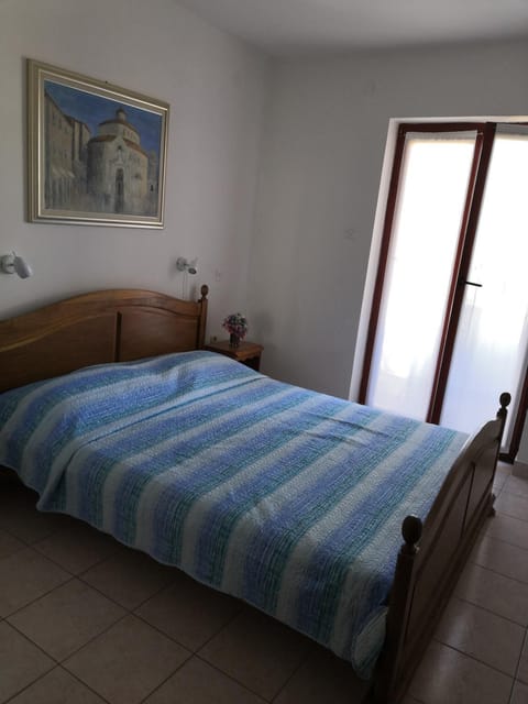 Laura and Nevio Apartments and Rooms Condo in Cres