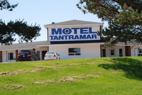Tantramar Motel Motel in Prince Edward County