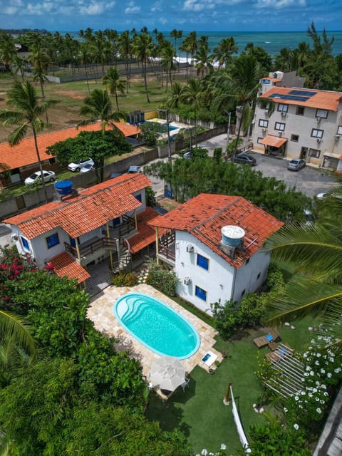 Property building, Bird's eye view, Garden, Garden view, Pool view, Street view, Swimming pool, Location, sunbed