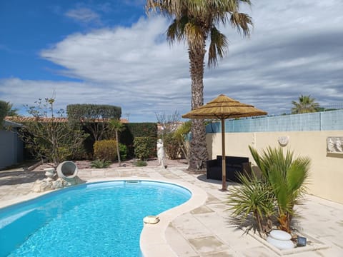 Garden view, Pool view