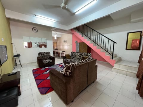 Homestay D-Zara House in Ipoh