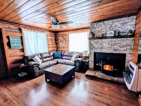 Living room, Seating area, flat iron