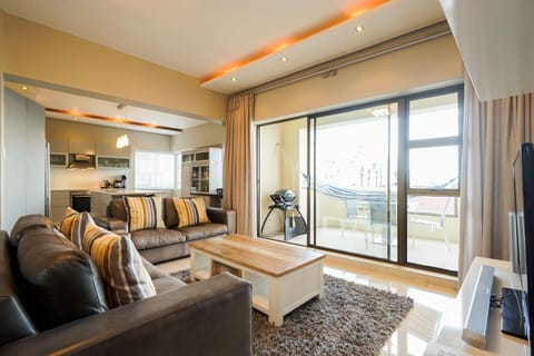 Sea Side Getaway Condo in Sea Point