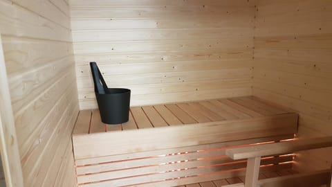 Sauna, Bathroom